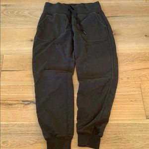 Charcoal Lulu jogger/sweats